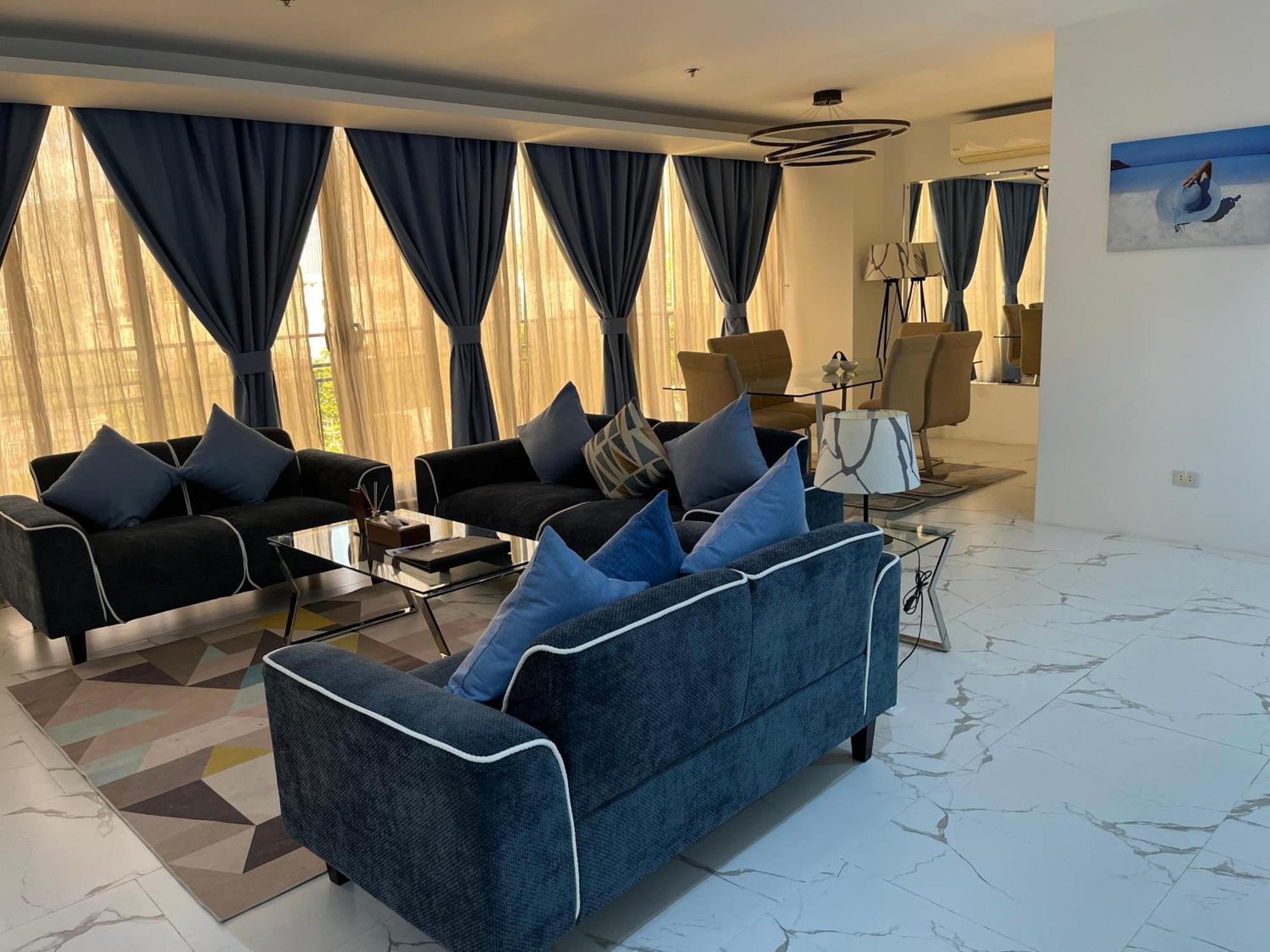 Aparthotel 88Th Avenue Cebu Esterno foto